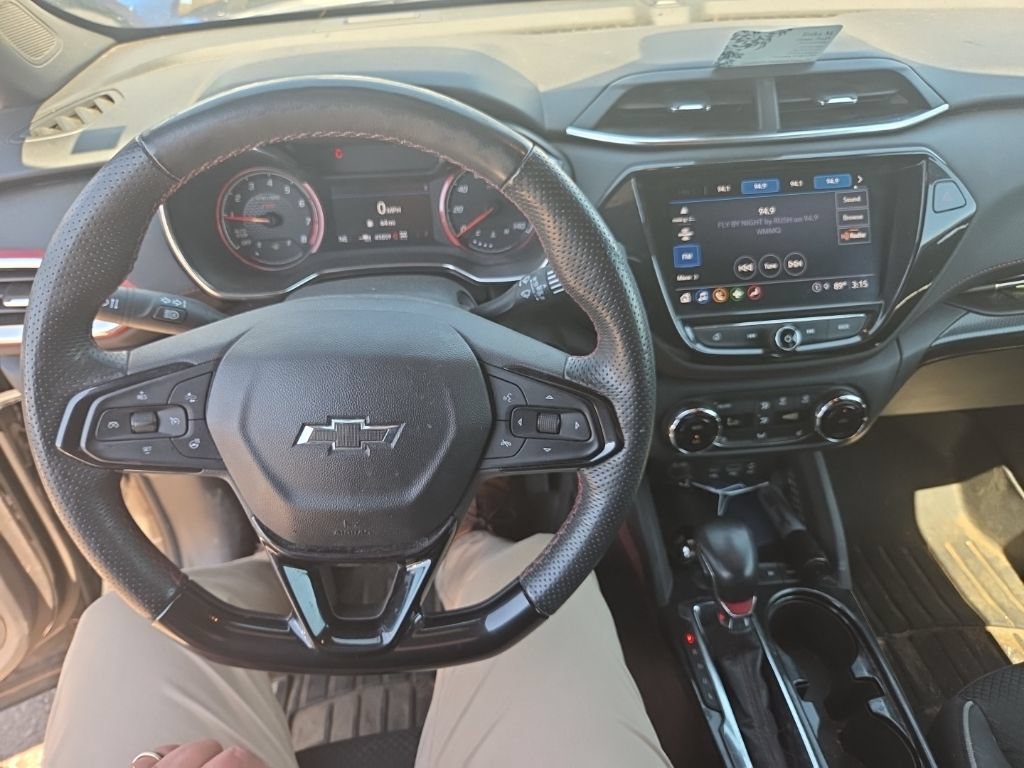 Used 2022 Chevrolet TrailBlazer RS w/ Technology Package AWD/4WD image 22