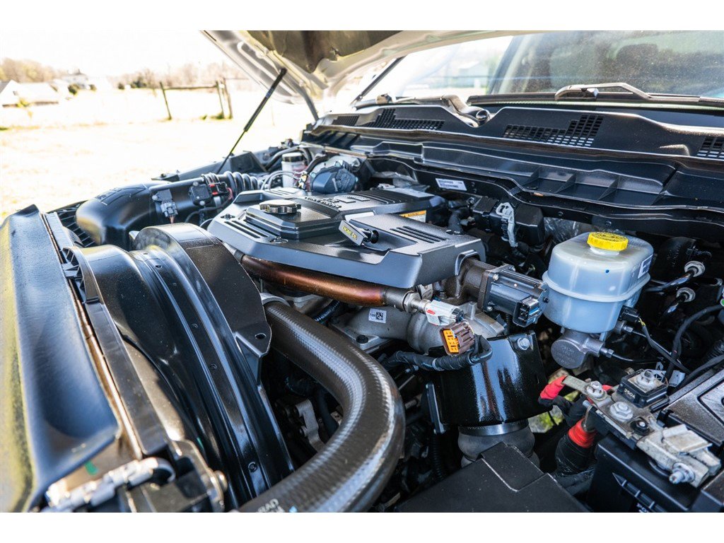 Used 2018 RAM 2500 Tradesman w/ Chrome Appearance Group image 38