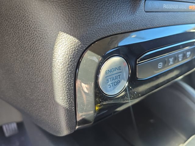 Certified 2024 Ford Escape SE FWD image 20