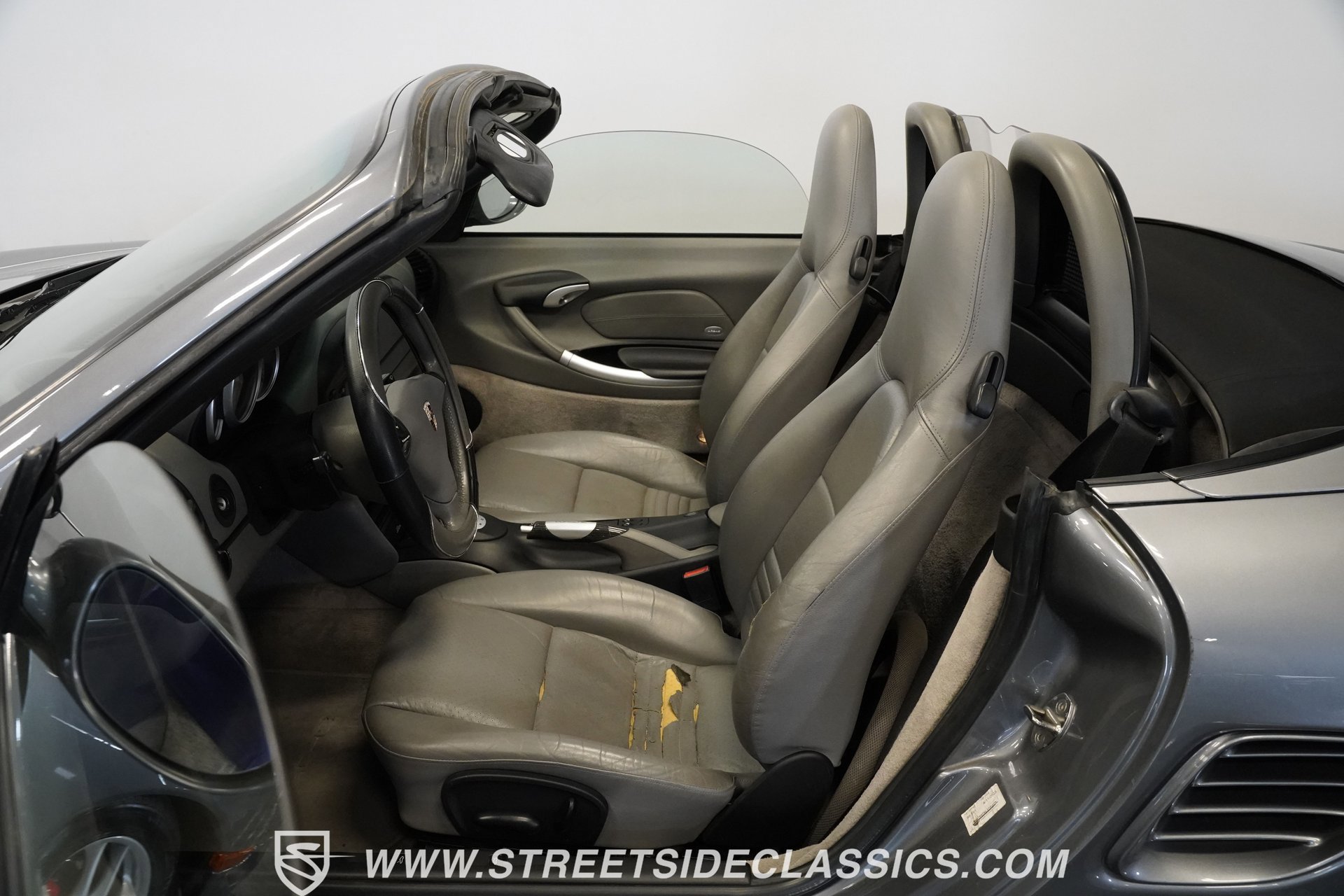Used 2004 Porsche Boxster S image 40