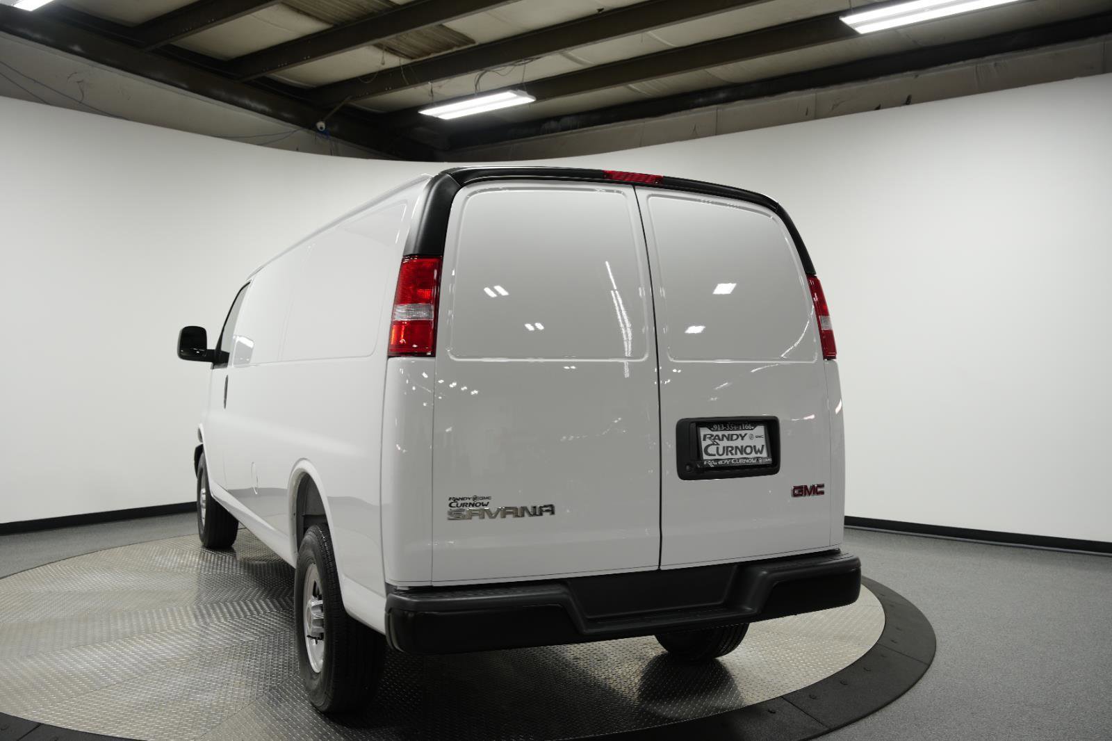 New 2026 GMC Savana 2500 Extended RWD image 6