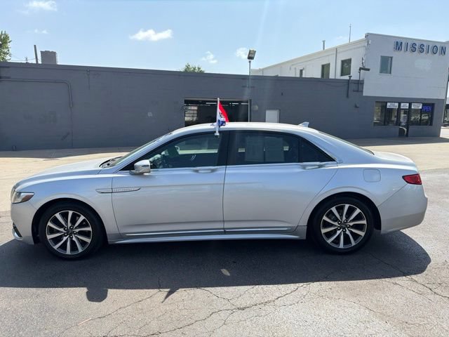 Used 2019 Lincoln Continental Premiere FWD image 4