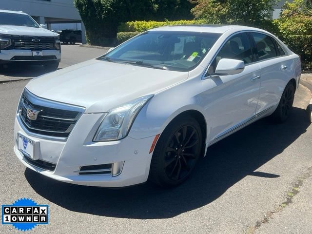 Used 2016 Cadillac XTS Premium w/ Driver Assist Package FWD image 3