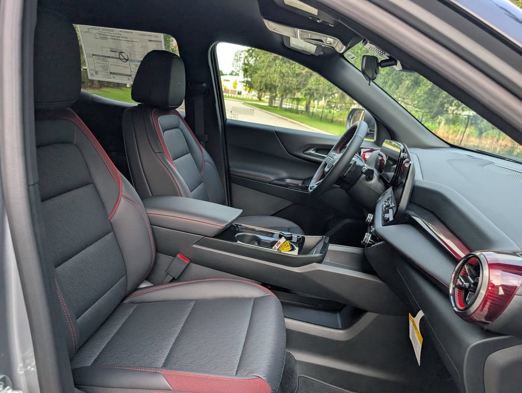 New 2027 Chevrolet Equinox RS FWD image 17