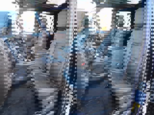 Used 2022 Chevrolet Tahoe LT w/ LT Signature Plus Package image 12