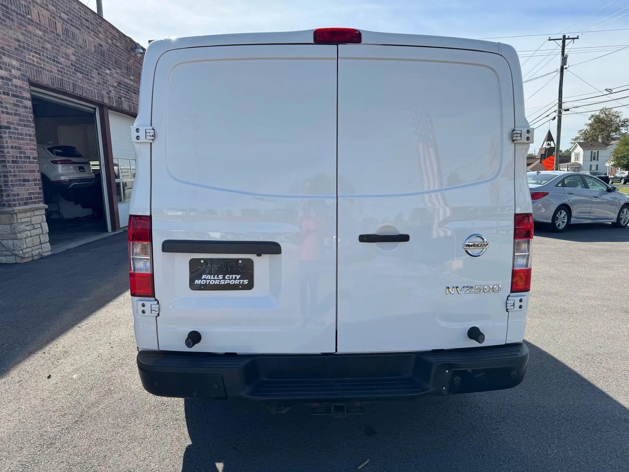 Used 2019 Nissan NV 2500 SV image 12