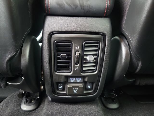 Used 2023 Dodge Durango GT image 13