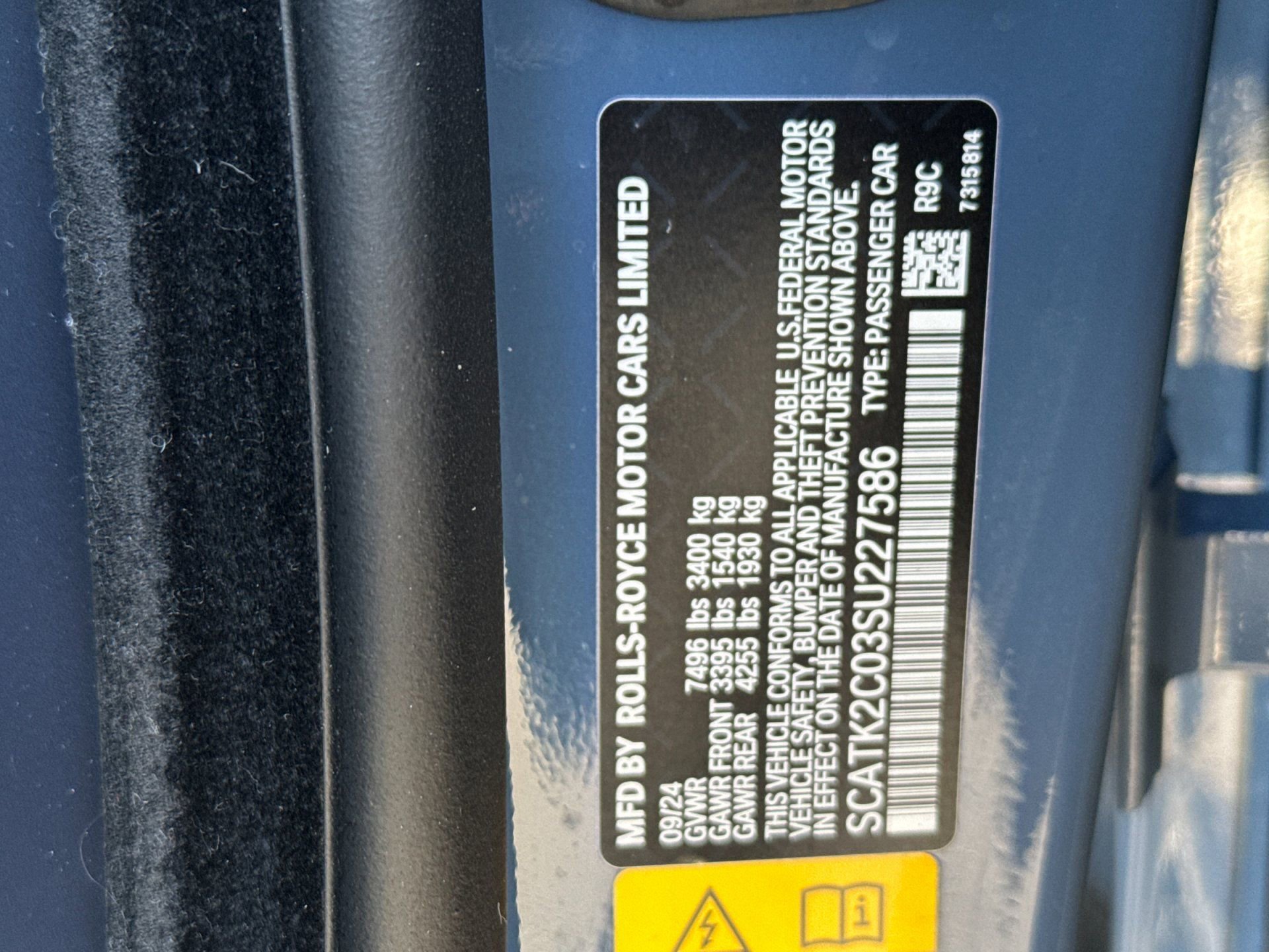 Certified 2025 Rolls-Royce Spectre w/ Leather Finishing Pack image 33