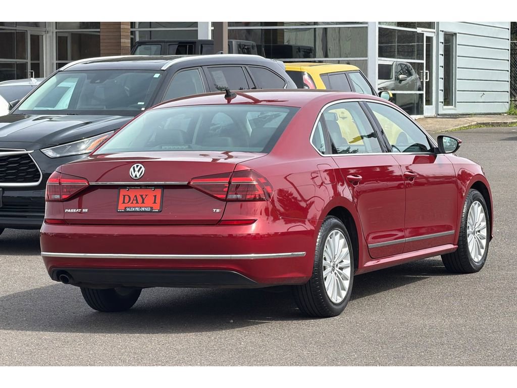 Used 2017 Volkswagen Passat 1.8T SE w/ SE Lighting Package image 5