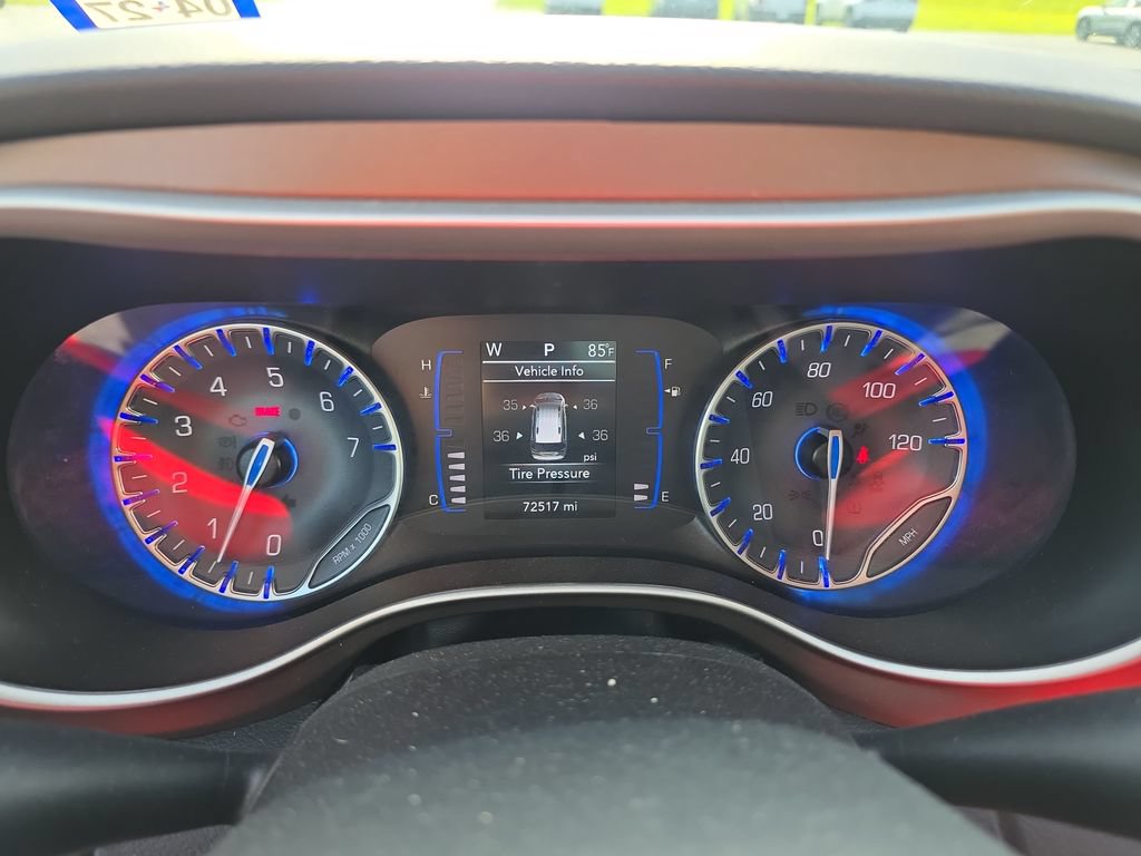 Used 2023 Chrysler Voyager LX FWD image 15