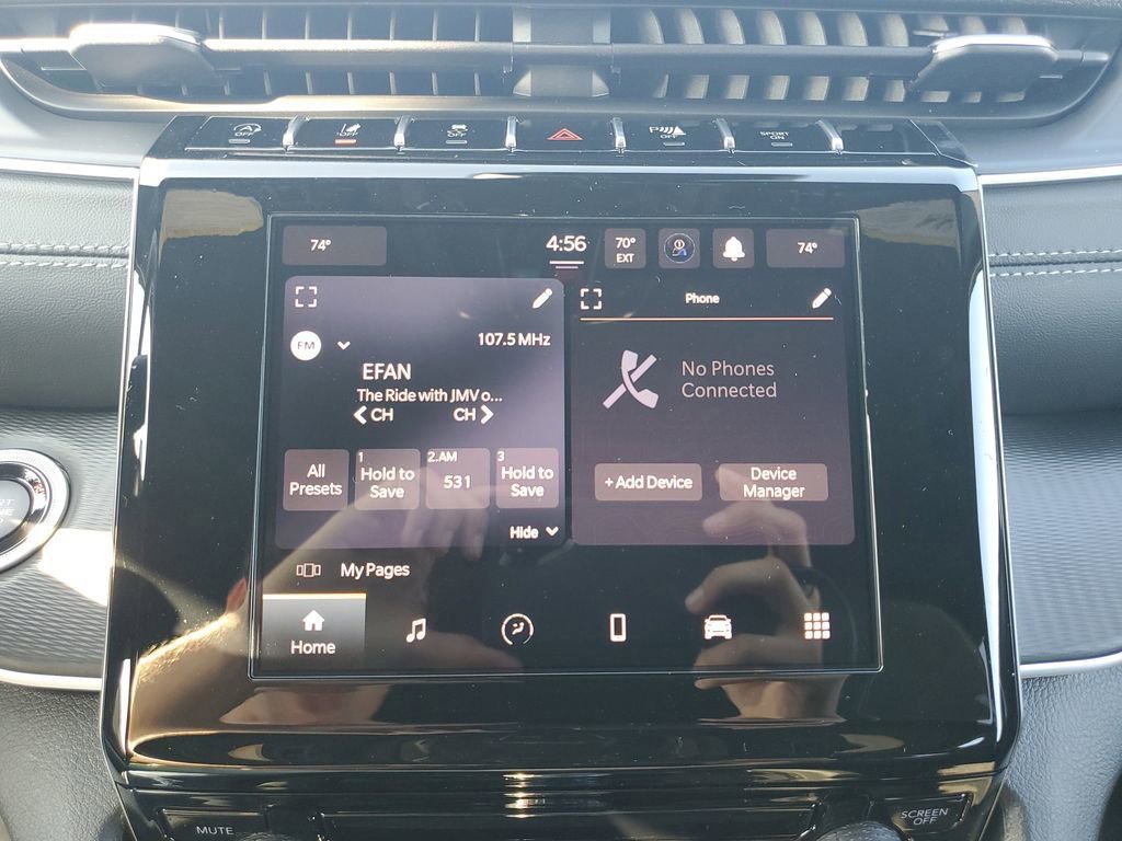 New 2025 Jeep Grand Cherokee L Laredo image 28