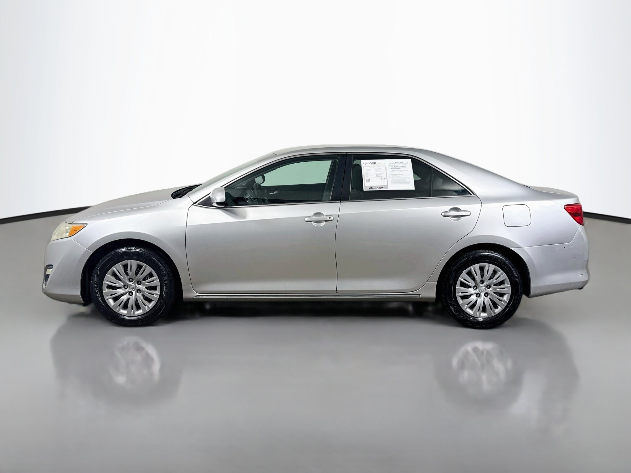 Used 2013 Toyota Camry LE FWD image 4