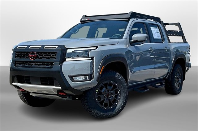 New 2025 Nissan Frontier PRO-4X w/ Pro Convenience Package image 2