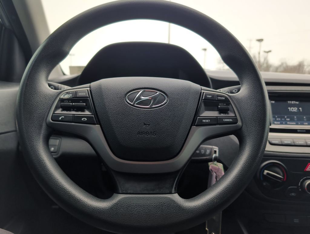 Used 2019 Hyundai Accent SE image 11