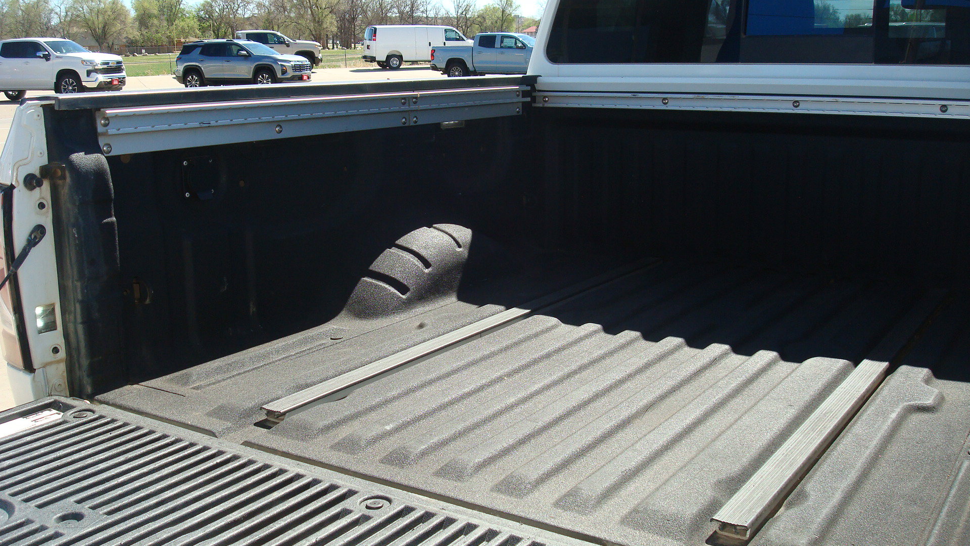 Used 2021 Nissan Titan PRO-4X w/ Pro-4x Convenience Package image 15