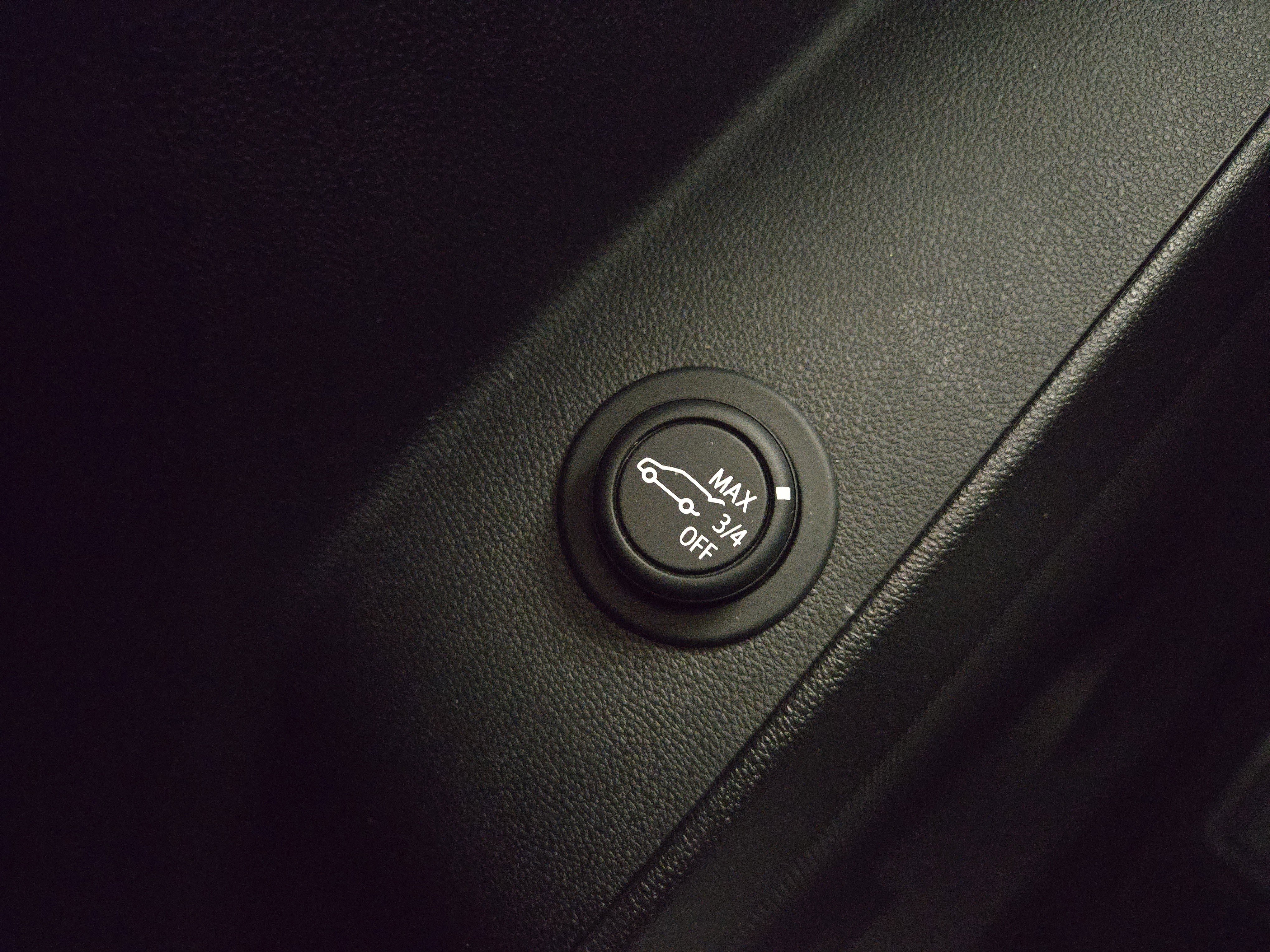 Certified 2023 Chevrolet Equinox LT image 30