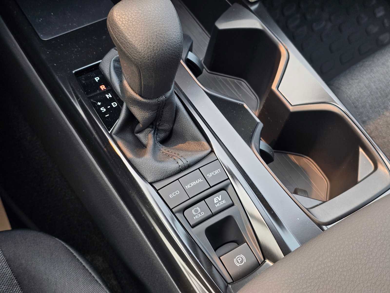 Certified 2025 Toyota Camry LE w/ Convenience Package image 25