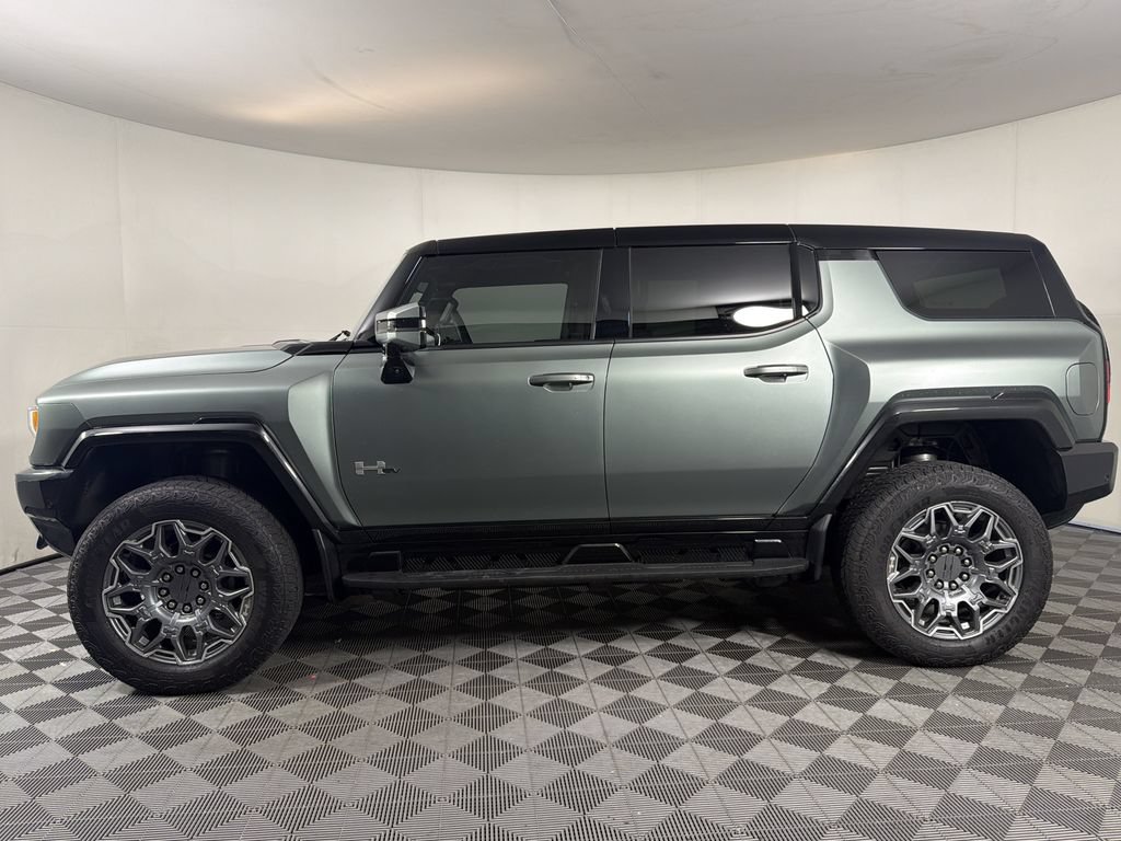 Used 2024 GMC Hummer EV 3X w/ LPO, Cargo Utility Package AWD/4WD image 2