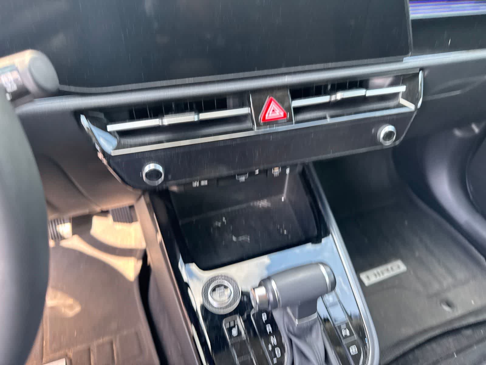 Certified 2023 Kia Niro EX FWD image 7