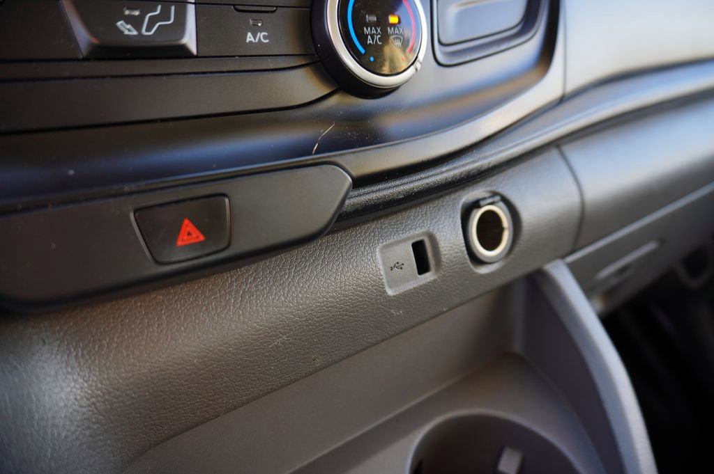 Used 2020 Ford Transit 250 Low Roof image 19