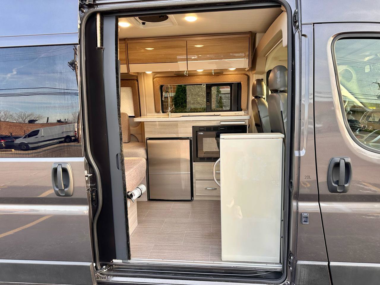 Used 2021 RAM ProMaster 3500 w/ Convenience Group image 18