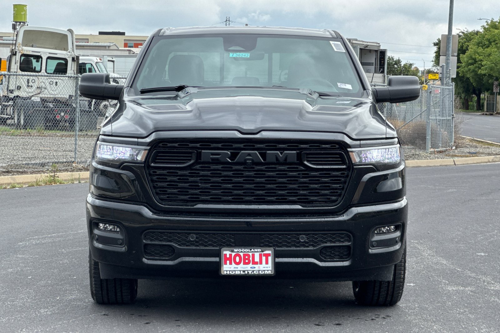 New 2026 RAM 1500 Express AWD/4WD image 8