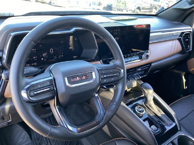 Used 2025 GMC Canyon AT4 w/ Nightfall Edition AWD/4WD image 20