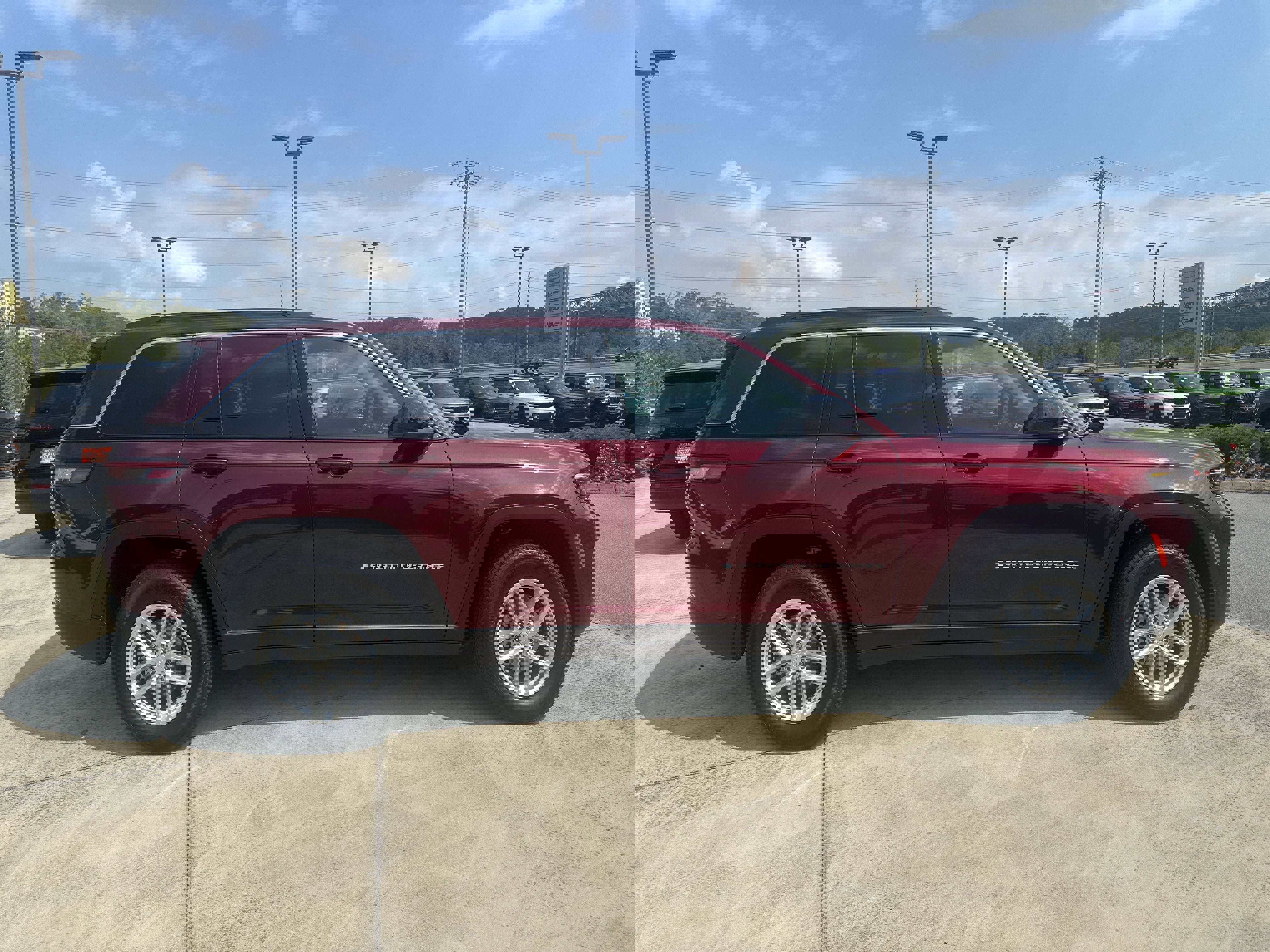 New 2025 Jeep Grand Cherokee Laredo X w/ Luxury Tech Group I image 6