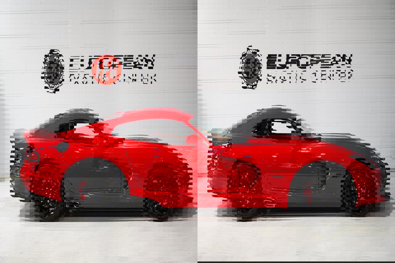 Used 2013 SRT Viper GTS w/ GTS Laguna Interior Pkg image 6