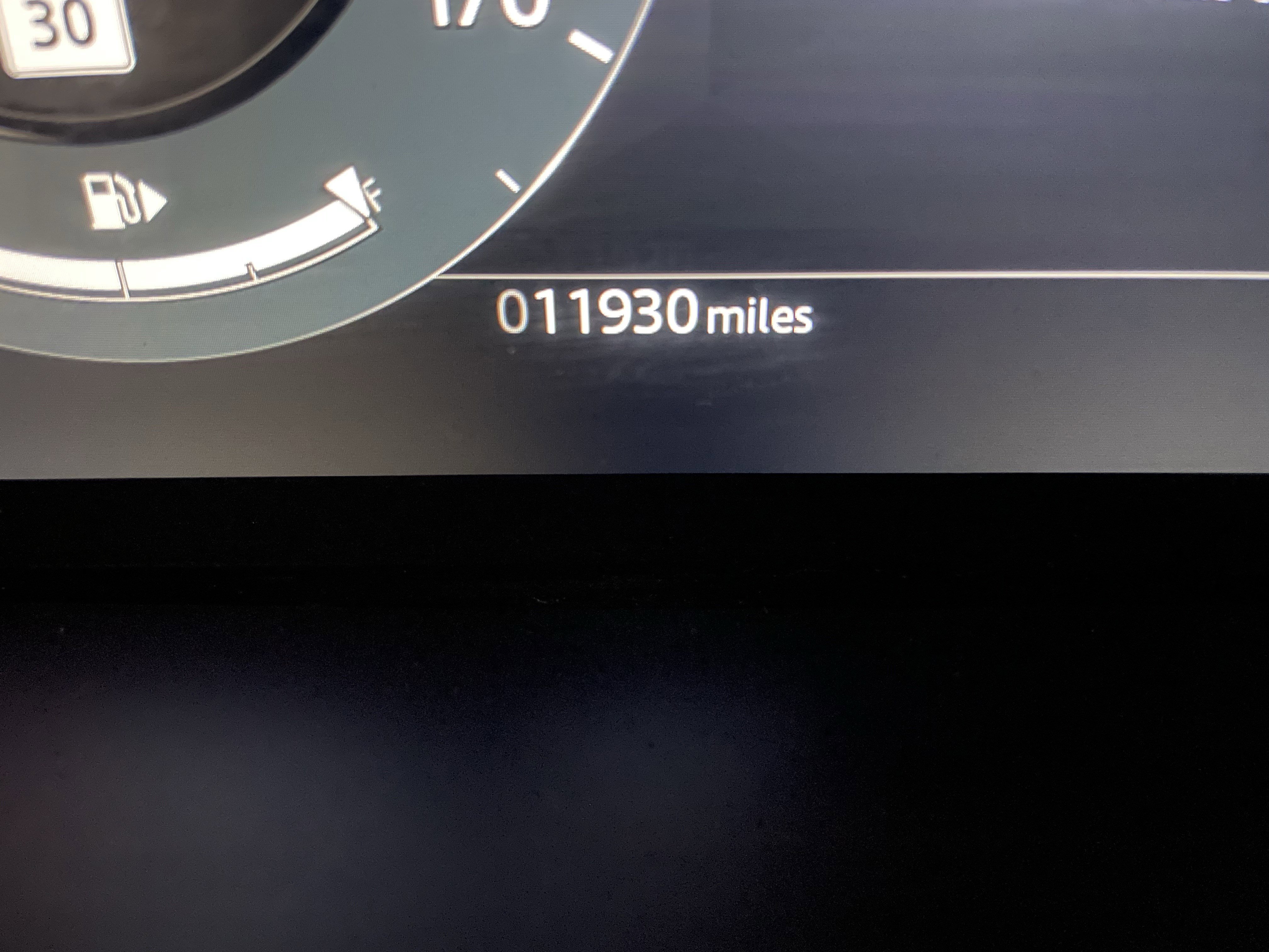 Used 2025 Land Rover Range Rover Velar S AWD/4WD image 25
