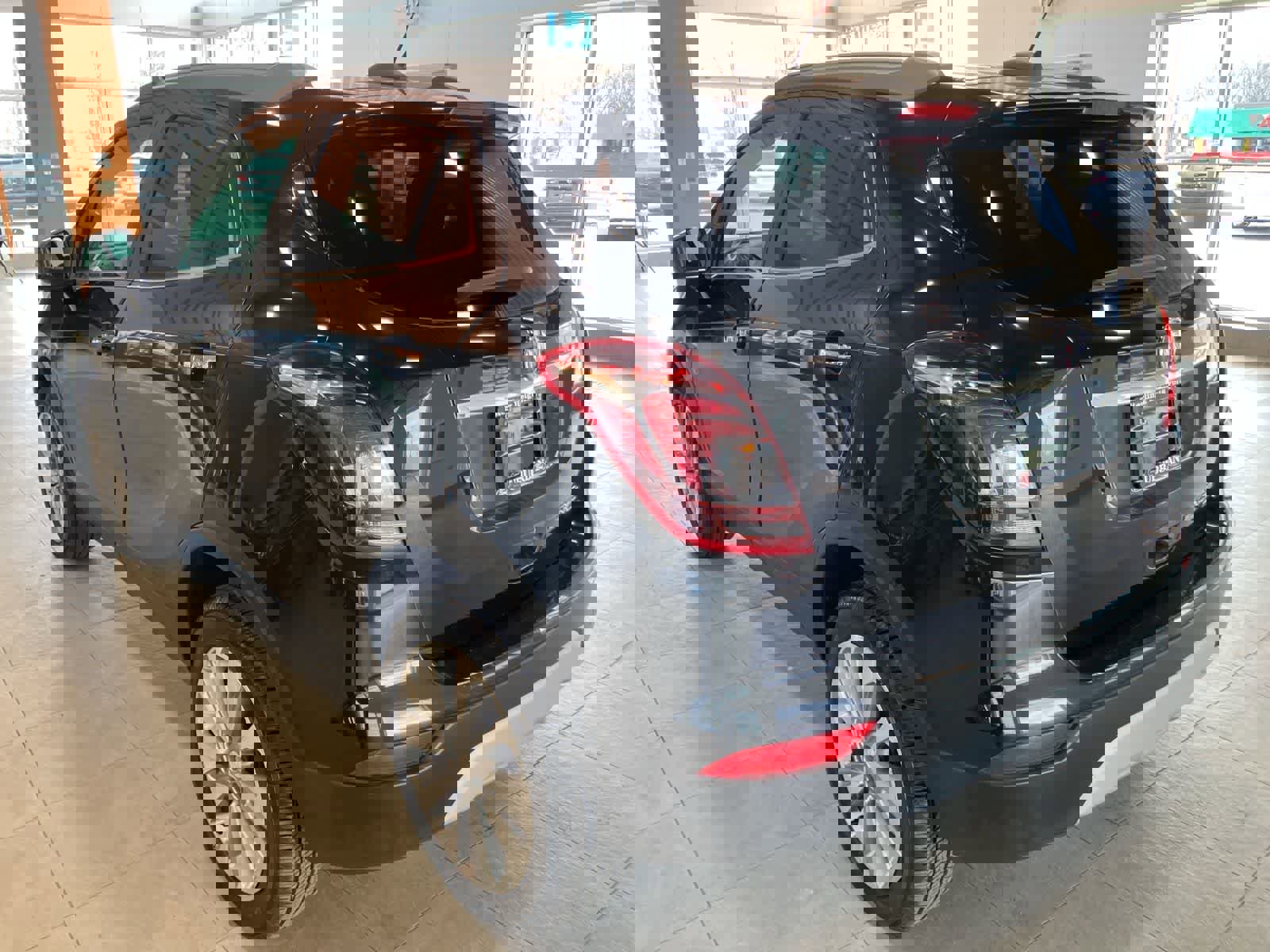 Used 2020 Buick Encore Preferred image 7