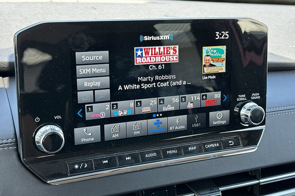 Used 2025 Mitsubishi Outlander SE AWD/4WD image 18
