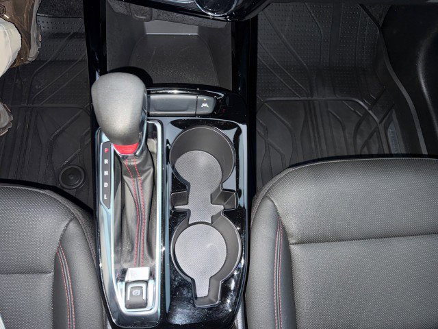 Used 2024 Chevrolet Trax RS image 21