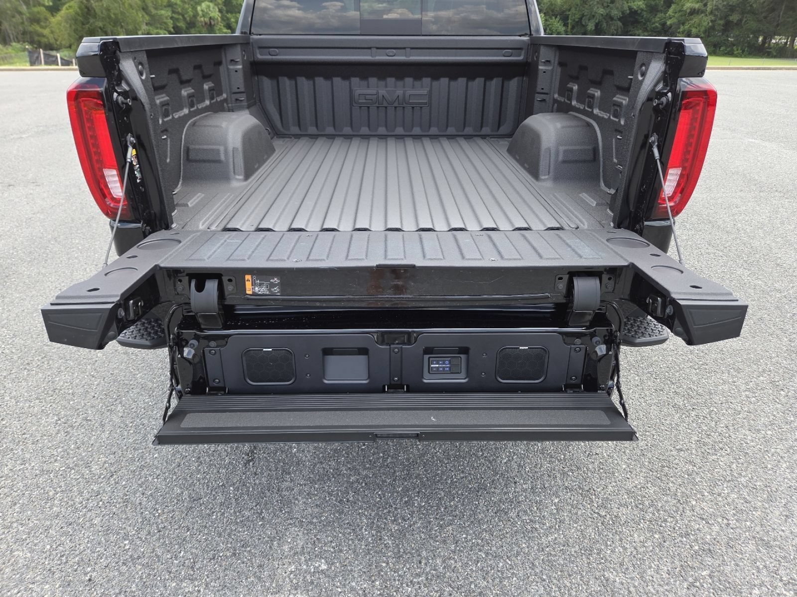 New 2026 GMC Sierra 1500 Denali Ultimate AWD/4WD image 26