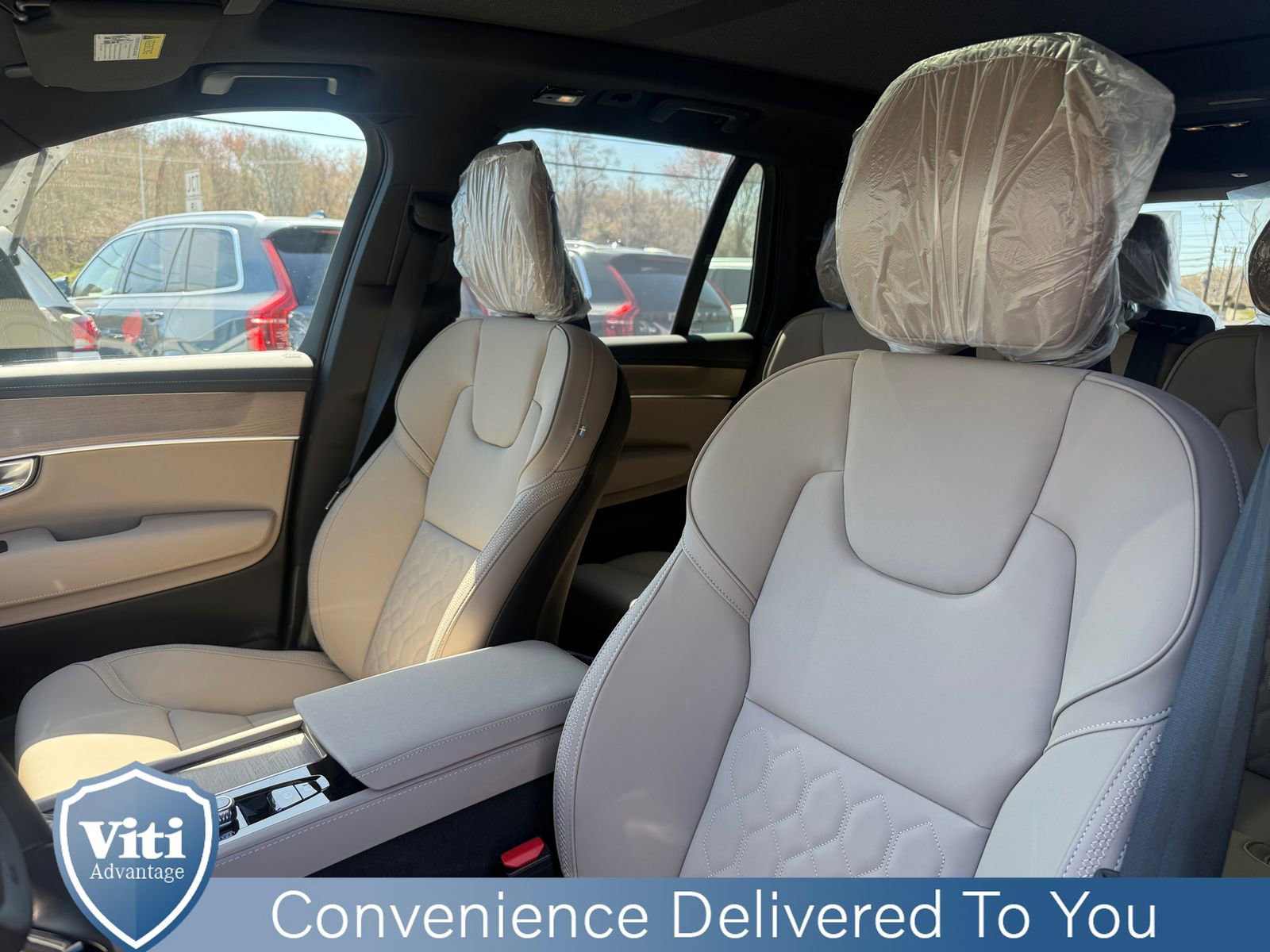 New 2026 Volvo XC90 T8 Plus w/ Protection Package Premier AWD/4WD image 12