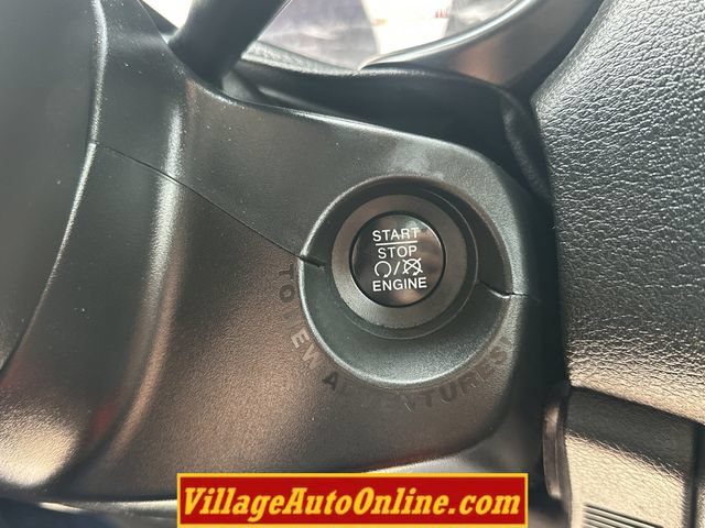 Used 2017 Jeep Renegade Trailhawk AWD/4WD image 23