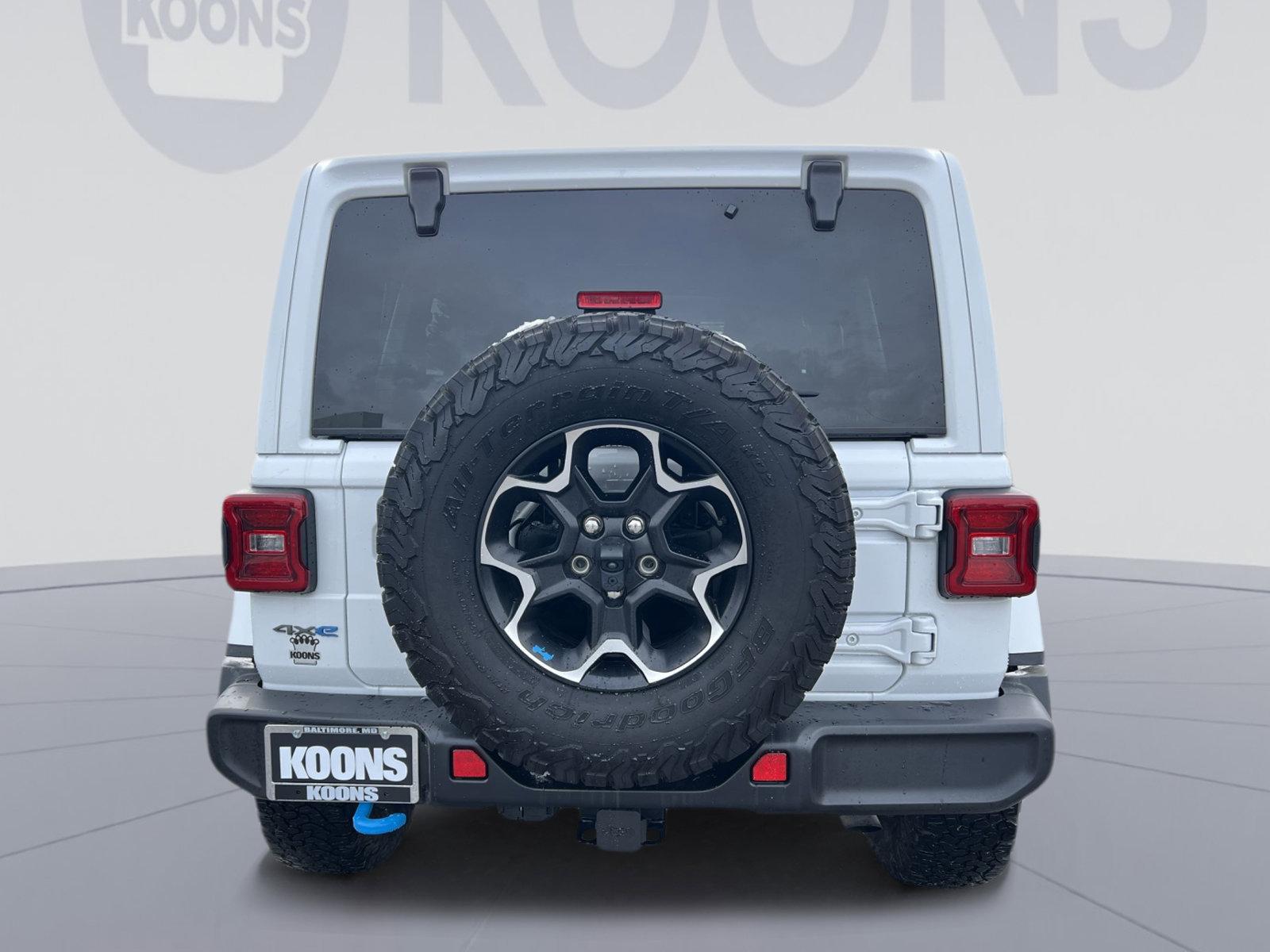 Used 2023 Jeep Wrangler Unlimited Rubicon 4xe w/ Cold Weather Group image 5