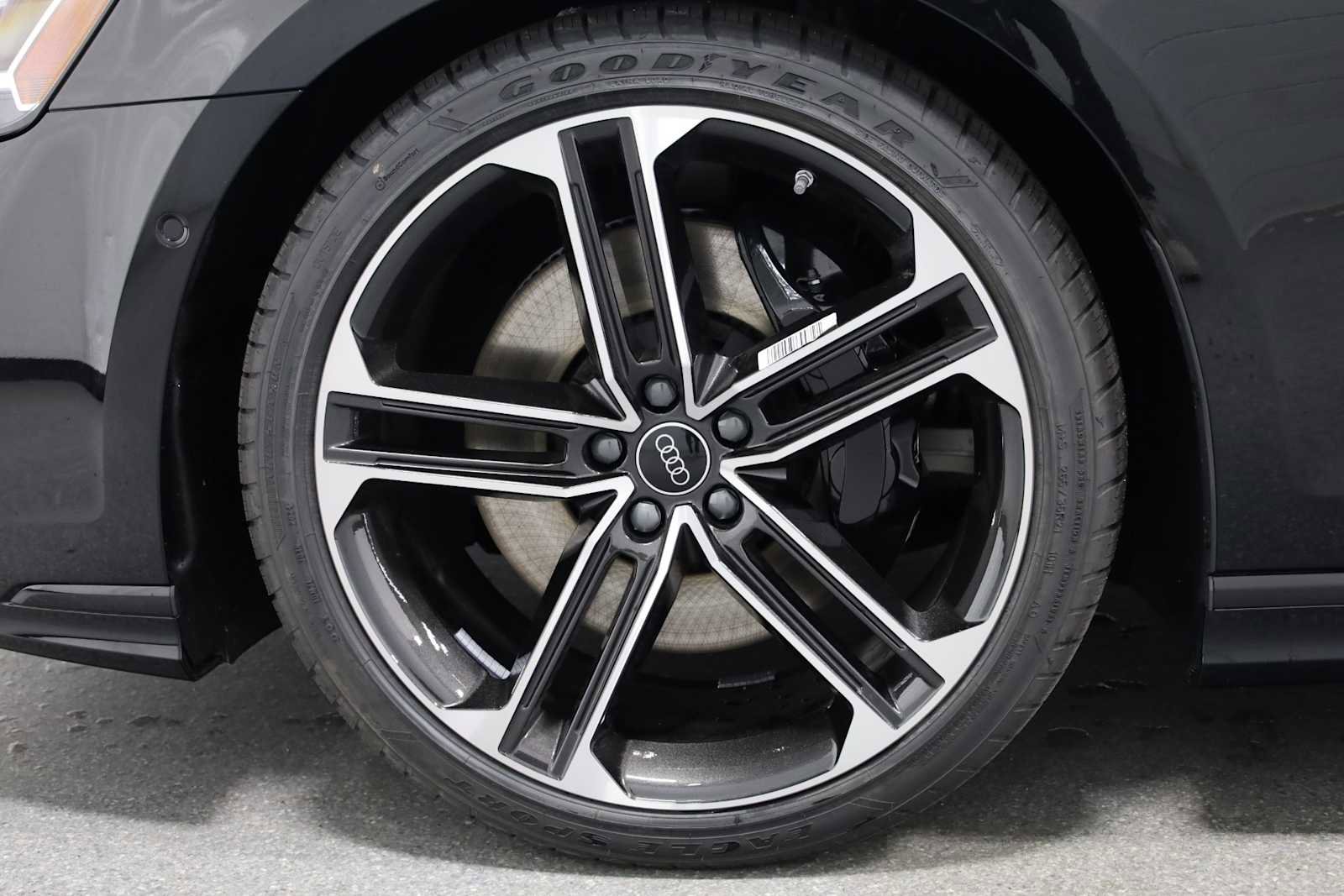 New 2025 Audi A8 L 3.0T image 38