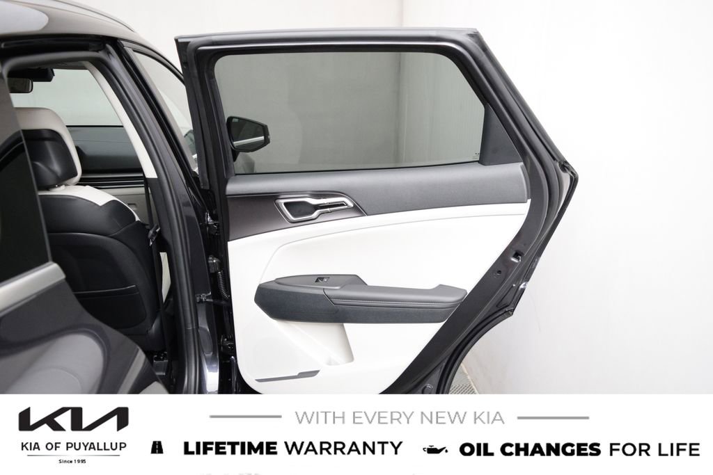 New 2026 Kia Sportage EX image 13