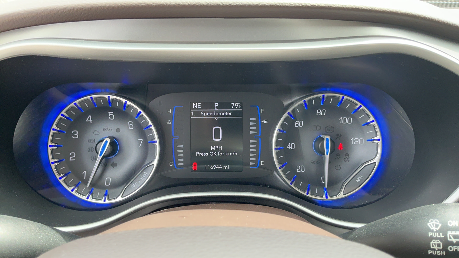 Used 2019 Chrysler Pacifica LX FWD image 28