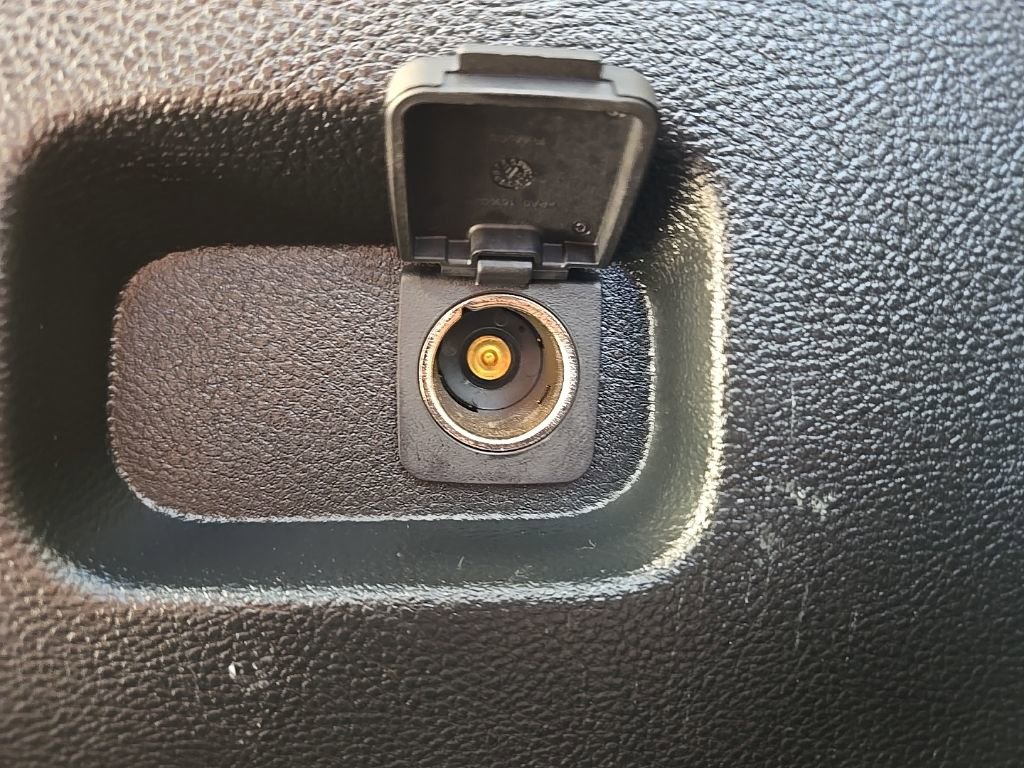 Used 2021 Ford Edge SE image 38