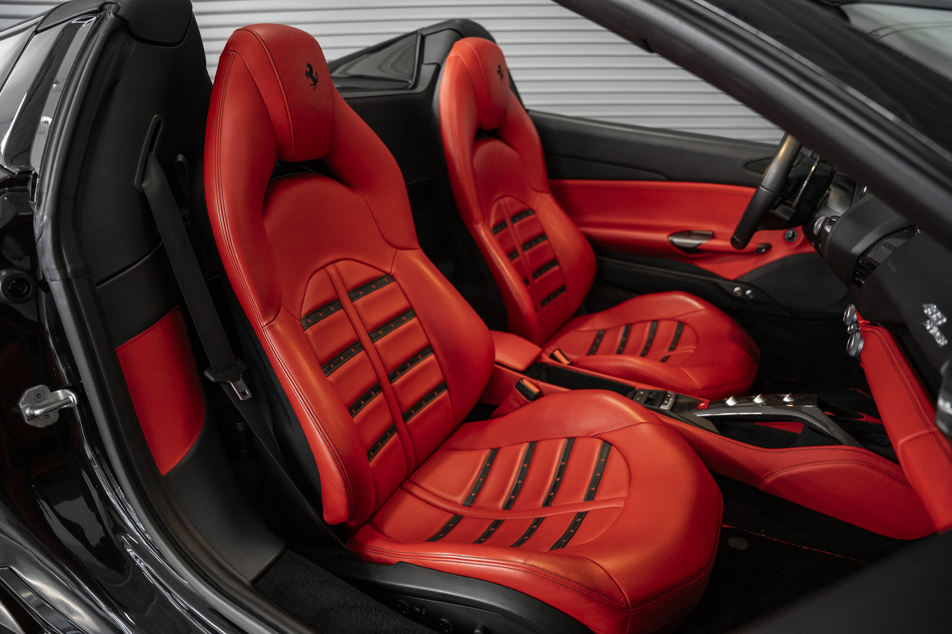 Used 2016 Ferrari 488 Spider RWD image 30