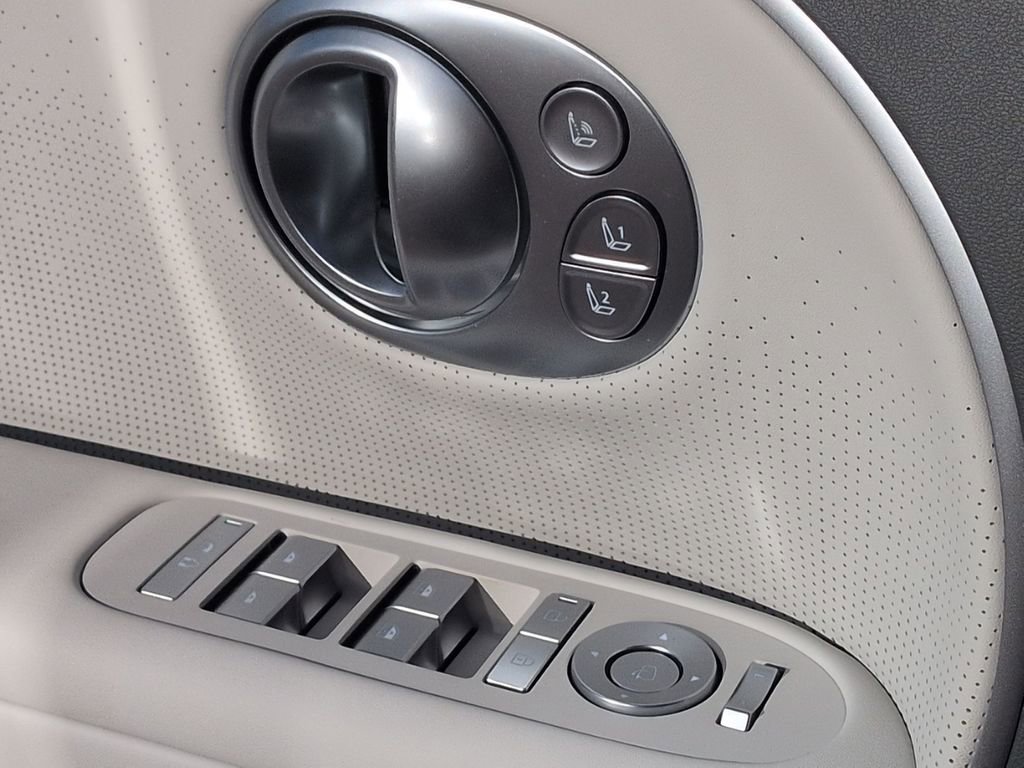 New 2026 Hyundai Ioniq 9 Calligraphy image 15