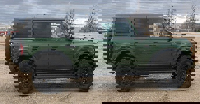 Used 2023 Ford Bronco Wildtrak image 6