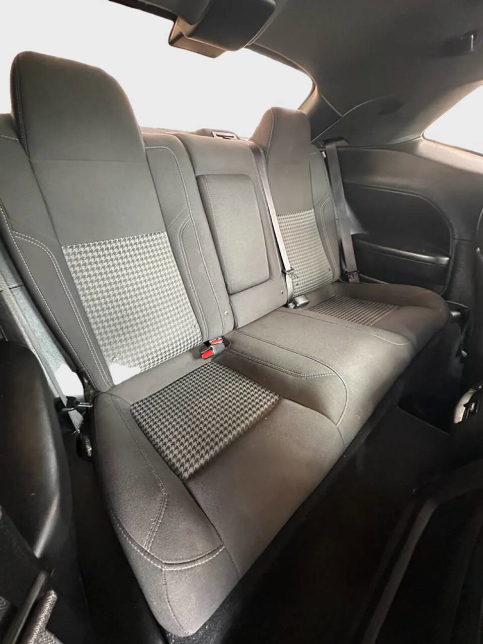 Used 2019 Dodge Challenger SXT image 18
