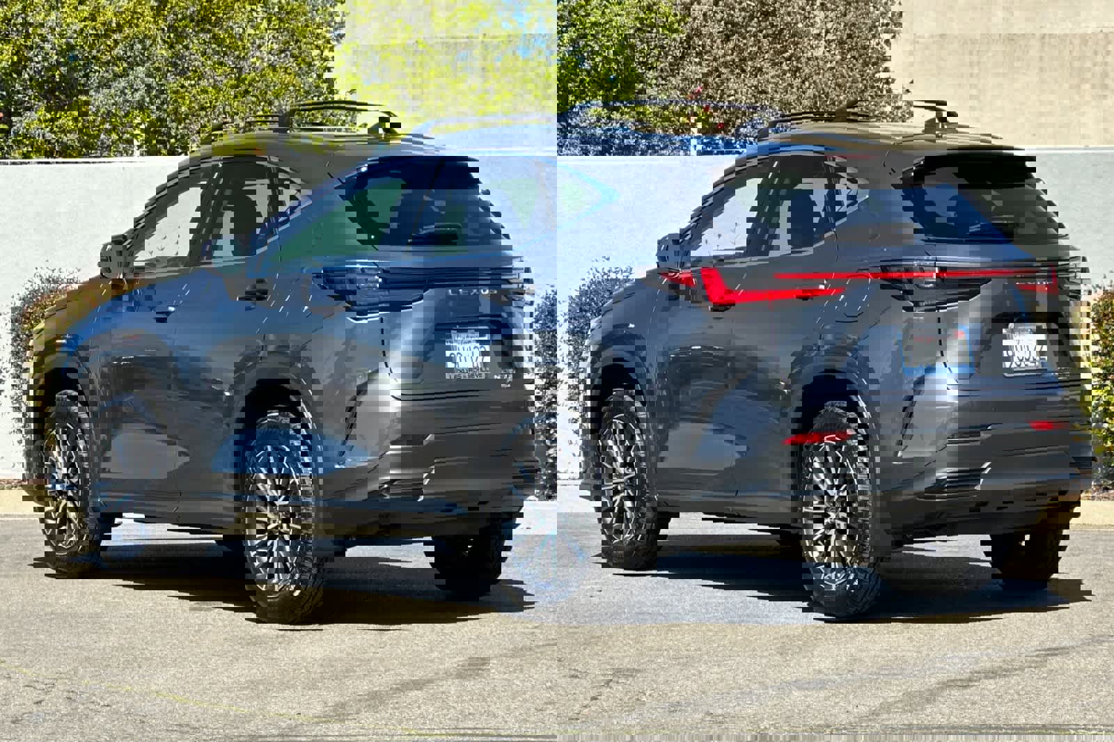 Used 2025 Lexus NX 350h AWD w/ Accessory Package (2T) image 7