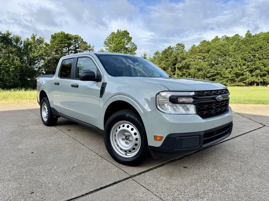 Used 2023 Ford Maverick XL image 36