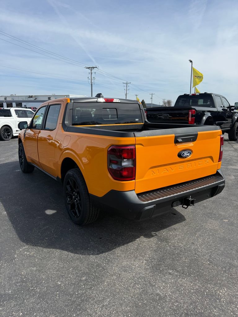 New 2026 Ford Maverick Lariat w/ Black Appearance Package image 8