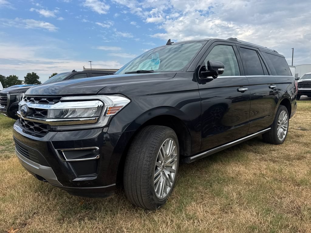 Used 2024 Ford Expedition Max Limited w/ Excursion Package AWD/4WD image 1