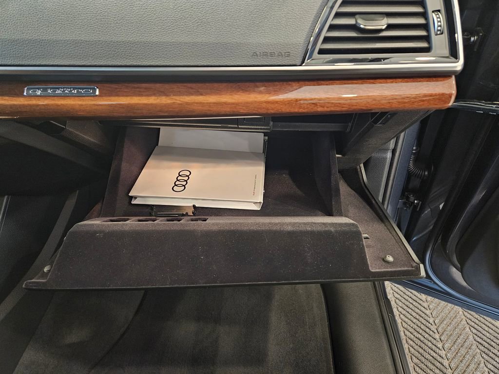 Used 2023 Audi Q5 2.0T Premium w/ Convenience Package image 31